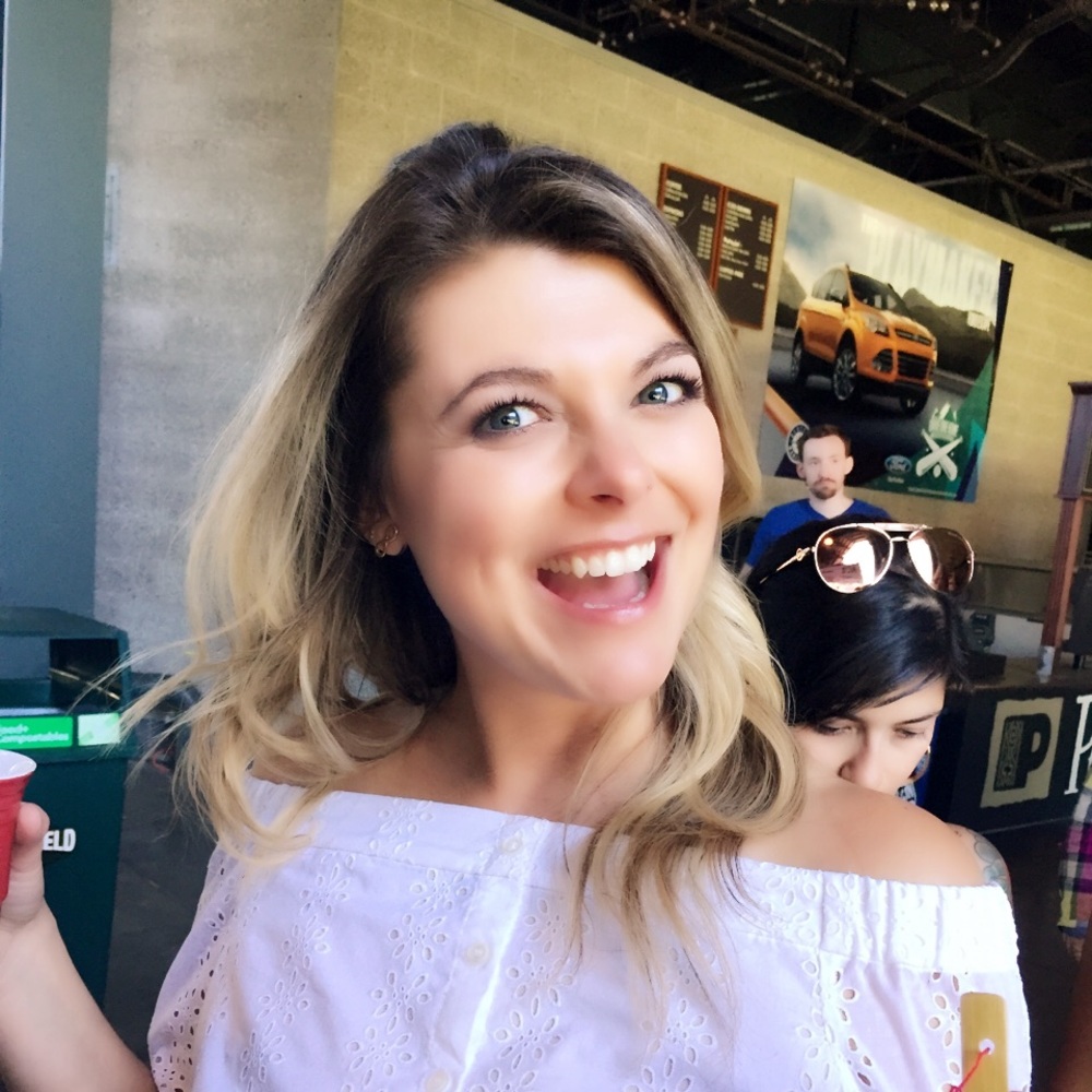 Meet your Posher, Mireya